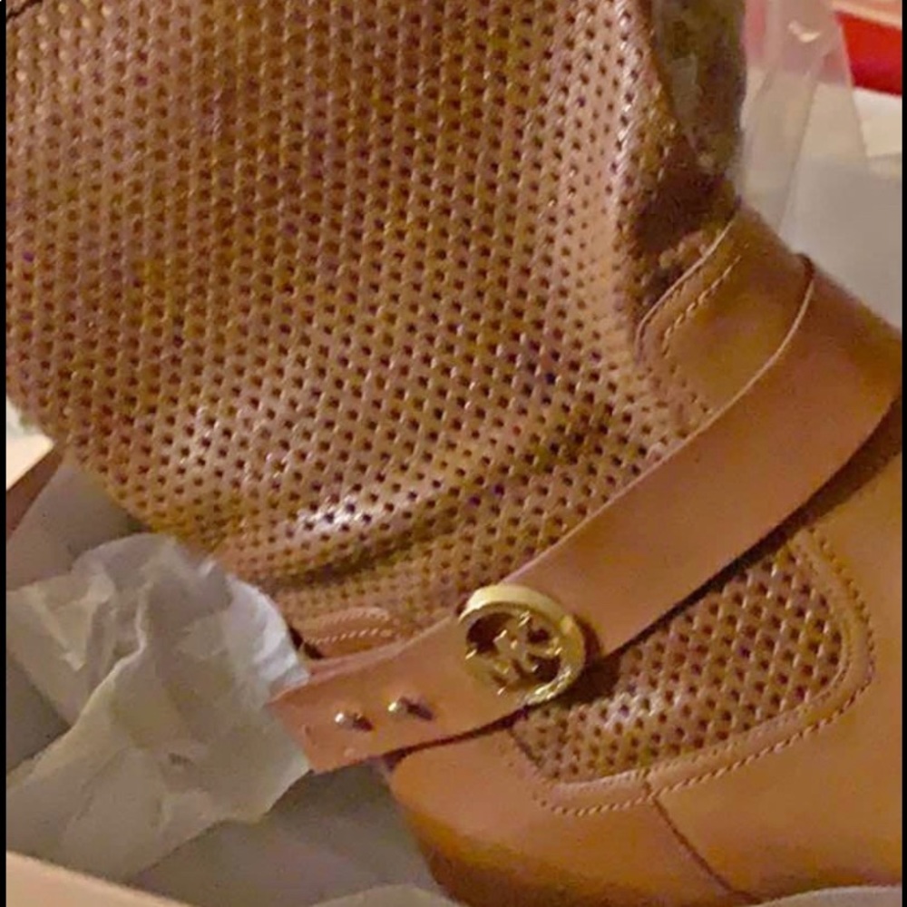 Michael lot boots